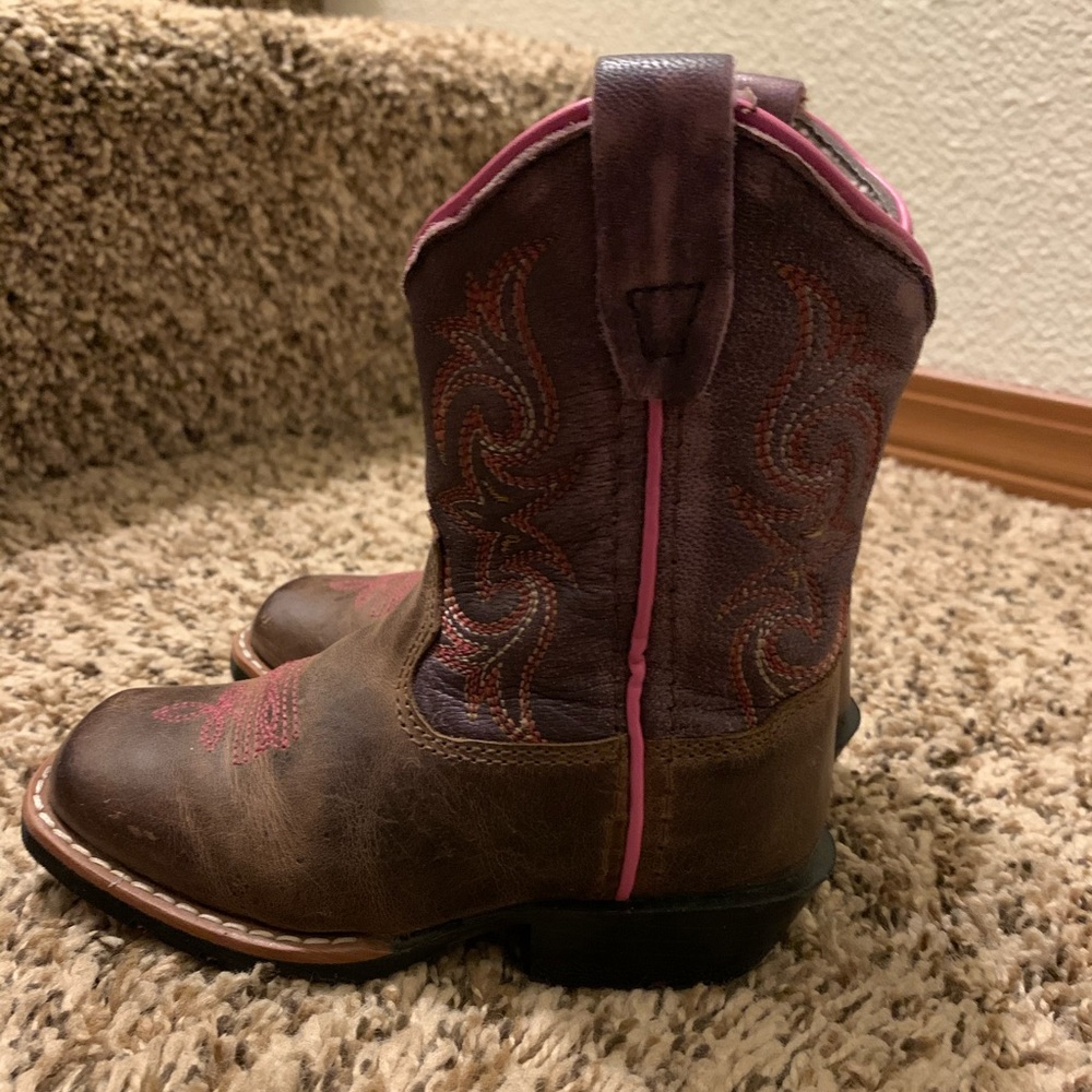 Toddler cowgirl boots!